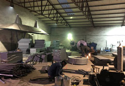 格柵蓋板生產(chǎn)車間